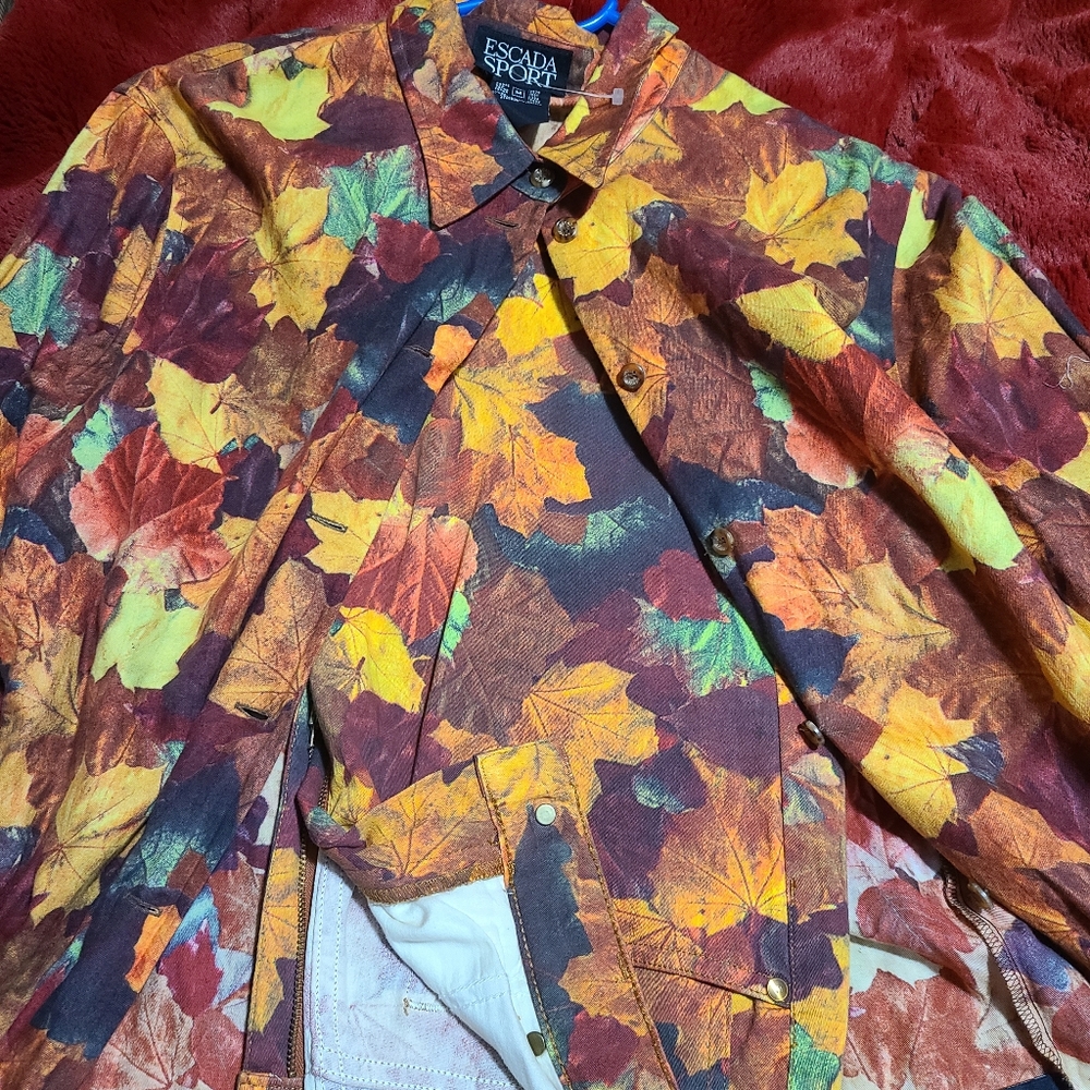 Pants set by Escada size medium